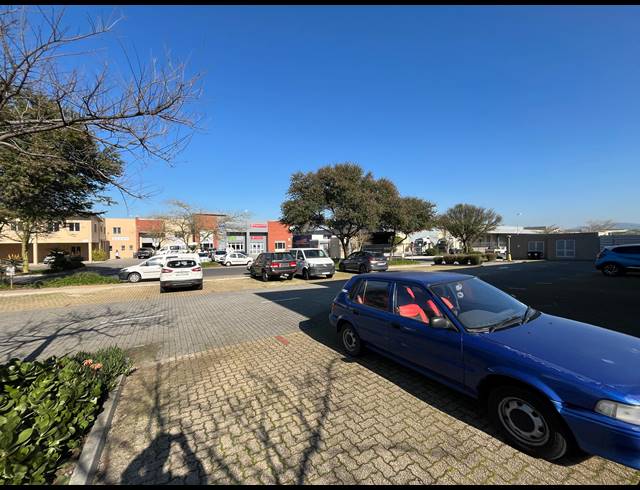 165M² OFFICE TO LET IN BRACKENFELL INDUSTRIAL